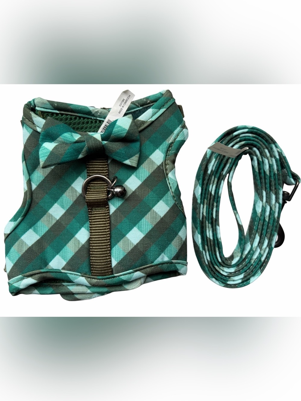 Green Plaid Dog Harness with Matching 6’ Leash size XS